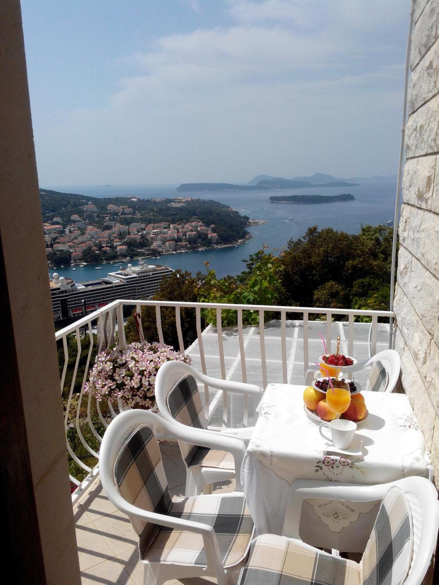 Guest House Taira Dubrovnik Ngoại thất bức ảnh